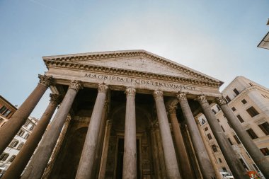 Roma, Italya-12 Eylül 2018: Pantheon ana girişi