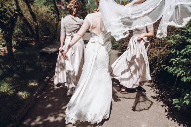 yeşil park eğlenmek nedime ile mutlu gelin