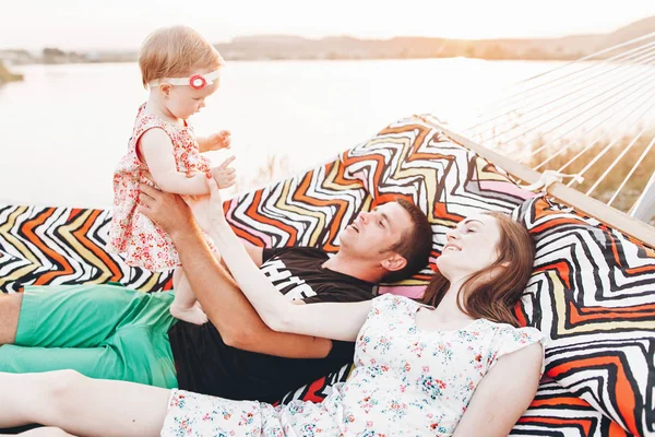 Strong Young Father Holding His Baby Daughter Hands Happy Hipster — Stock Photo, Image