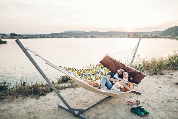 Hipster Family Vacation Concept Happy Woman Man Relaxing Hammock Beach — Stock Photo, Image