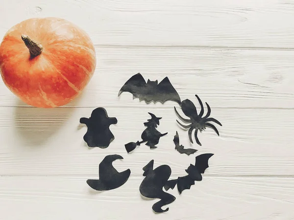 Halloween Flat Lay Conceito Feliz Halloween Abóbora Com Morcegos Fantasma — Fotografia de Stock