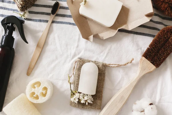 Natürliche Öko Luffa Bambus Zahnbürste Bürste Kokosseife Handgemachtes Waschmittel Und — Stockfoto