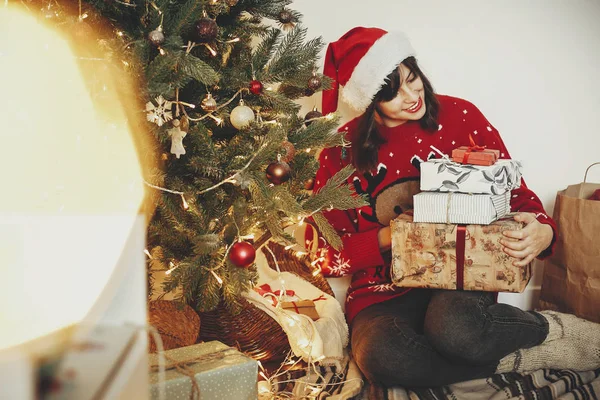 Merry Christmas Happy Girl Santa Hat Holding Many Gift Boxes — Stock Photo, Image