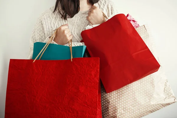 Compras Navidad Venta Temporada Chica Feliz Sosteniendo Bolsas Compras Colores — Foto de Stock