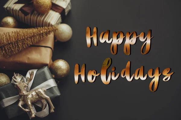 Happy Holidays Tekst Handgeschreven Gouden Teken Aan Kerstmis Grens Van — Stockfoto