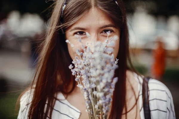 Happy Hipster Girl Enjoying Aroma Lavender Bouquet Calm Atmospheric Moment — Stock Photo, Image