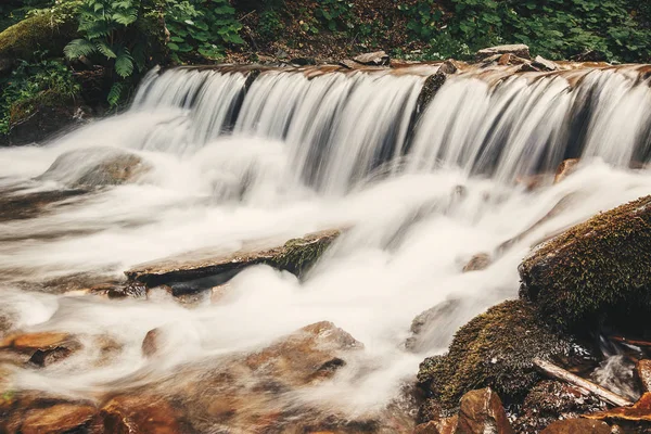 Beautiful Waterfall Forest Mountains Flowing Motion — Stock Photo, Image