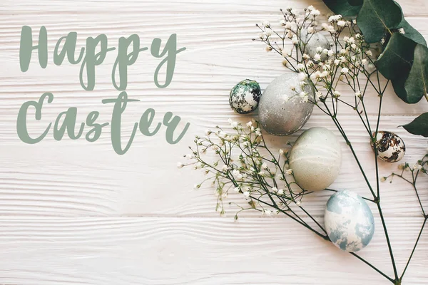 Happy Easter Text Sign Stylish Easter Eggs Spring Flowers Green — Stock Photo, Image