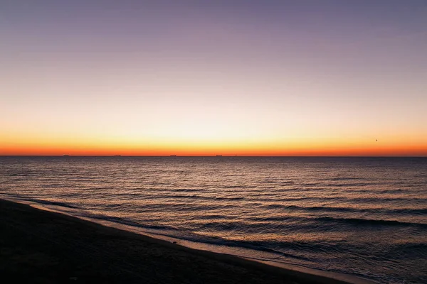 Beautiful View Sunrise Sea Yellow Pink Sky Waves Sea Landscape — Stock Photo, Image