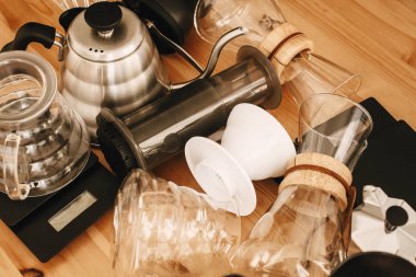 Su ısıtıcısı, ölçekler, Şofben, öğütücü, aeropress, üzerine dökün, fla cam