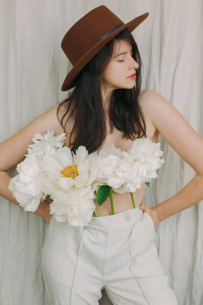 Sensual Image Beautiful Woman Peony Bouquet Instead Shirt Floral Fragrance — Stock Photo, Image