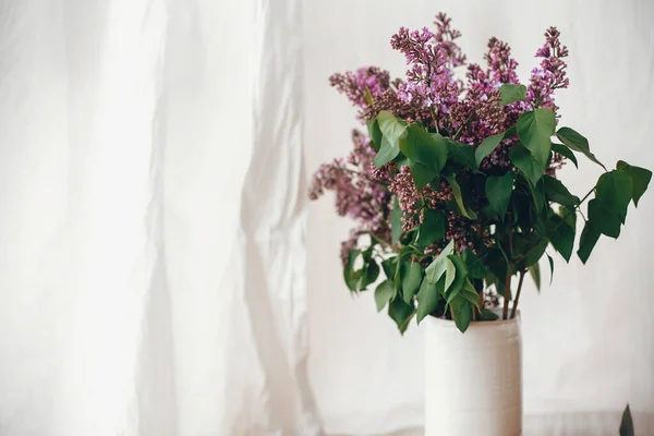 Purple Lilac Flowers Bouquet Modern Ceramic Vase Rustic Background Happy — Stock Photo, Image