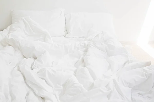 Cozy White Bed Morning White Sheets Pillow Bed Modern White — Stock Photo, Image