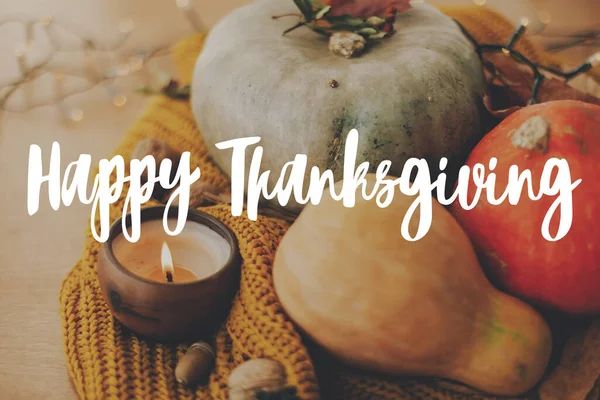 Šťastné Přání Díkůvzdání Ručně Psaný Happy Thanksgiving Text Pozadí Dýní — Stock fotografie
