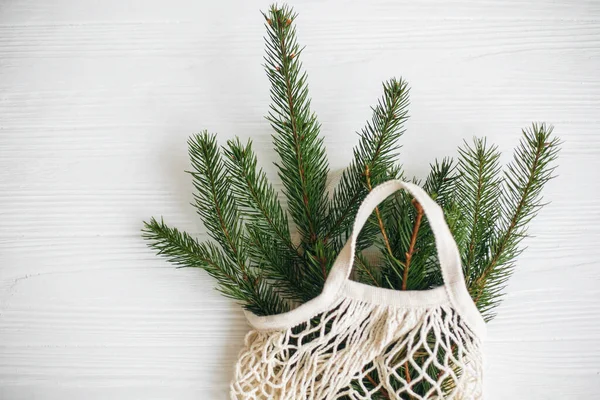 Net Shopping Bag Winter Decorations Zero Waste Holidays Sustainable Lifestyle — Stock Photo, Image