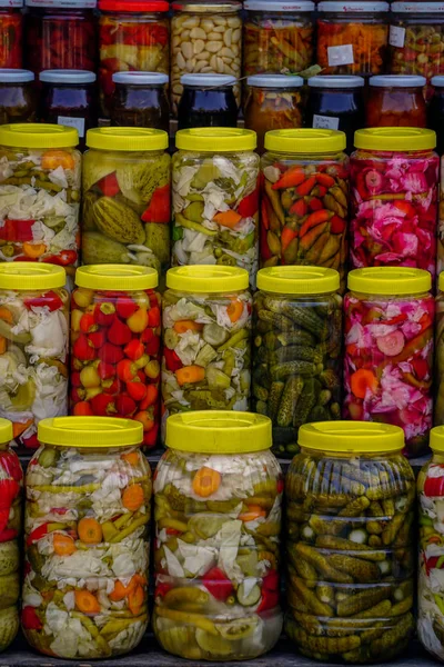 Farmers Market Bursa Turkey Selling Homemade Pickles Olive Oil Herbs — Stock Photo, Image