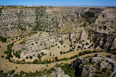 Ulubey Kanyonları Dünya 'nın Usak Türkiye' deki ikinci büyük kanyonu