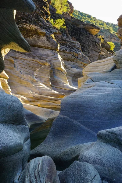 土耳其乌沙克的塔斯马尼亚山谷自然公园 水在数百万年的时间里磨损了岩石 — 图库照片