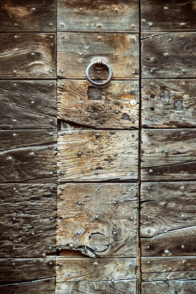 古代の木製のドアの背景 — ストック写真