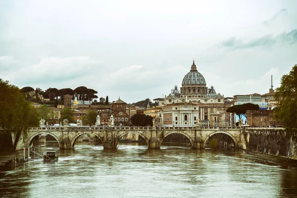 Tiberis Folyó Ókori Város Építészeti Róma Gyönyörű Régi Híd Róma — Stock Fotó