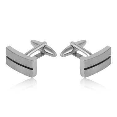 Beyaz arka plan üzerinde Gümüş Kol düğmesi