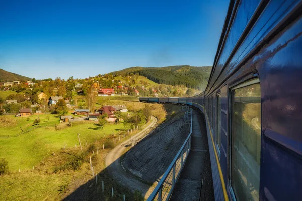 View Train Window Going Bridge Carpathian Mountain Village — Stock Photo, Image