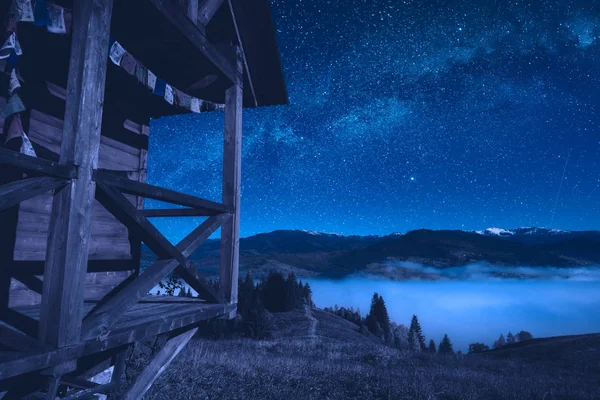Vista desde casa para la meditación en la noche — Foto de Stock