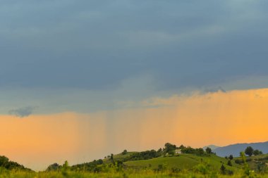 Yağmur fırtına bulutları
