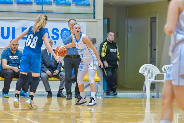 Csm Targoviste Jugar Juego Baschet Brasov Mujeres Deporte Rival Atleta — Foto de Stock