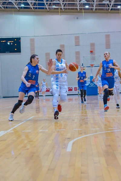 Csm Targoviste Jugar Juego Baschet Brasov Mujeres Deporte Rival Atleta — Foto de Stock