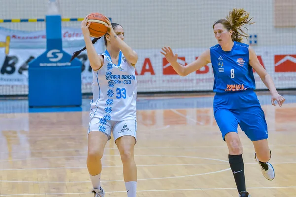 Csm Targoviste Jugar Juego Baschet Brasov Mujeres Deporte Rival Atleta — Foto de Stock