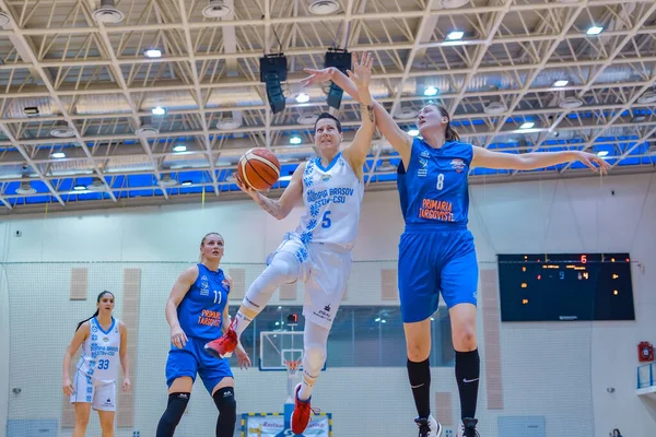 Csm Targoviste Jugar Juego Baschet Brasov Mujeres Deporte Rival Atleta — Foto de Stock