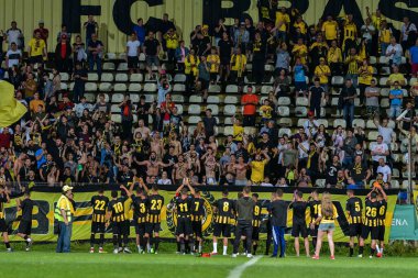 BRASOV, ROMANIA - 25 Haziran 2019: Meçhul Futbolcu, SR Brasov - FCSB, Silviu Ploesteanu Stadyumu. , Brasov, Romanya