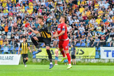 BRASOV, ROMANIA - 25 Haziran 2019: Meçhul Futbolcu, SR Brasov - FCSB, Silviu Ploesteanu Stadyumu. , Brasov, Romanya