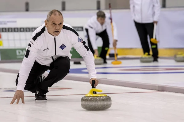 Brasov Rumänien April 2019 Unbekannter Teilnehmer Spielen Curling Bei Der — Stockfoto