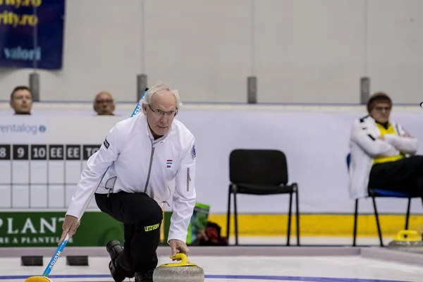 Brasov Rumänien April 2019 Unbekannter Teilnehmer Spielen Curling Bei Der — Stockfoto