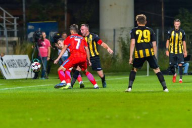 BRASOV, ROMANIA - 25 Haziran 2019: Meçhul Futbolcu, SR Brasov - FCSB, Silviu Ploesteanu Stadyumu. , Brasov, Romanya