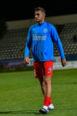BRASOV, ROMANIA - 25 Haziran 2019: Meçhul Futbolcu, SR Brasov - FCSB, Silviu Ploesteanu Stadyumu. , Brasov, Romanya