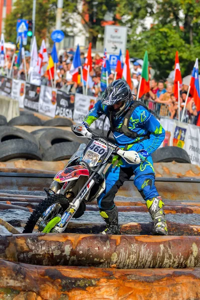 Sibiu Rumunsko Července Neznámý Konkurent Red Bull Romaniacs Hard Enduro — Stock fotografie