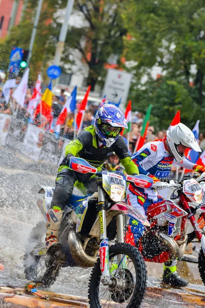 Sibiu Romania 7月28日 Red Bull Romaniacs Hard Enduro Rallyで知られていないライバル 世界で最も過酷なエンデューロ — ストック写真