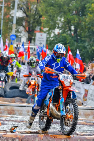 Sibiu Rumunia Lipiec Nieznany Zawodnik Red Bull Romaniacs Hard Enduro — Zdjęcie stockowe