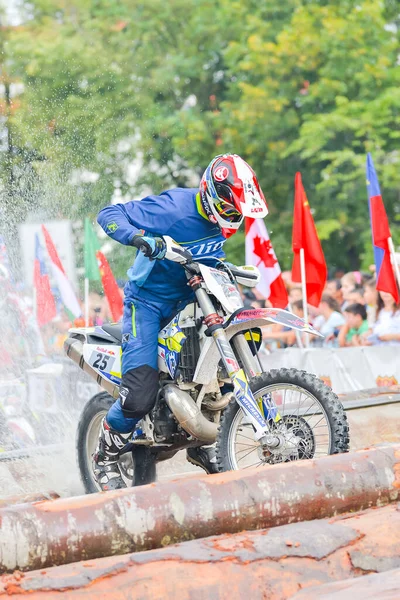 Sibiu Romania Julio Desconocida Competidora Red Bull Romaniacs Hard Enduro — Foto de Stock