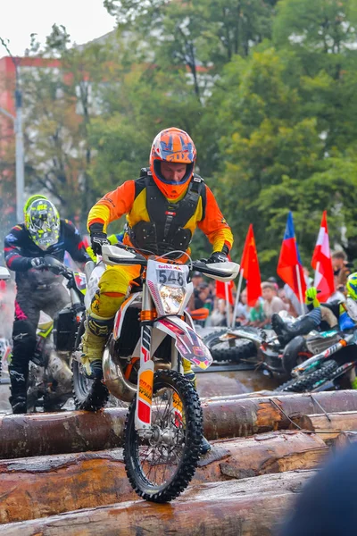 Sibiu Rumunia Lipiec Nieznany Zawodnik Red Bull Romaniacs Hard Enduro — Zdjęcie stockowe