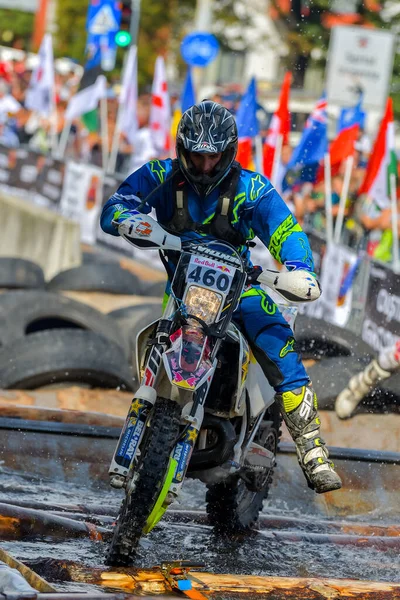 Sibiu Romania Luglio Sconosciuto Concorrente Red Bull Romaniacs Hard Enduro — Foto Stock