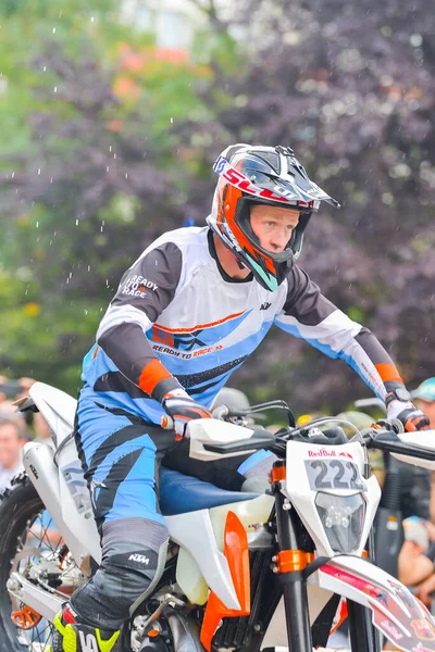 Sibiu Romania 7月28日 Red Bull Romaniacs Hard Enduro Rallyで知られていないライバル 世界で最も過酷なエンデューロ — ストック写真