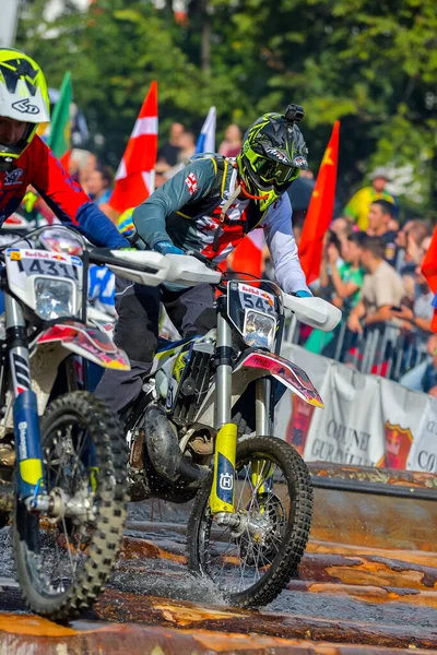 Sibiu Romania Luglio Sconosciuto Concorrente Red Bull Romaniacs Hard Enduro — Foto Stock