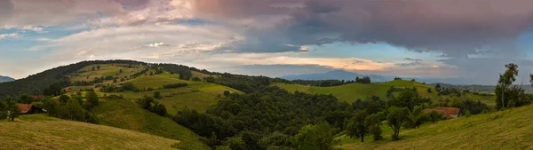 Панорама Гір Бучегі Гольбав Румунія — стокове фото
