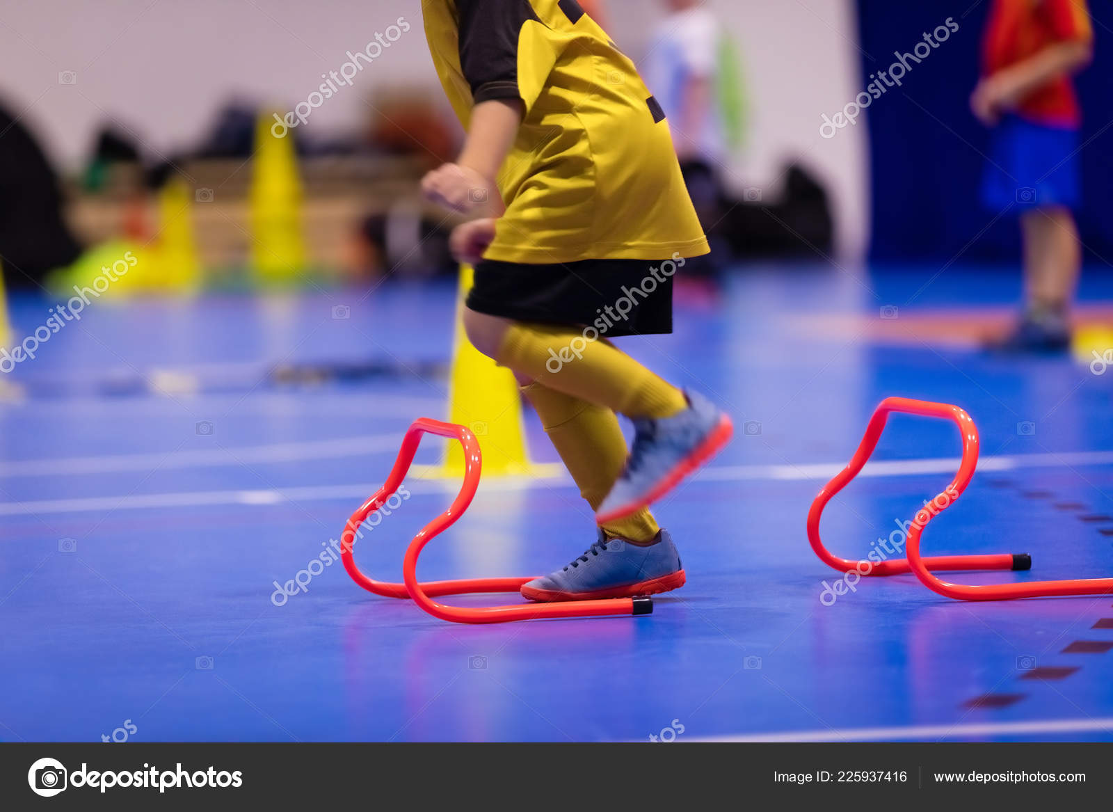 Treinamento De Futebol Para Crianças. Sessão De Treinamento De