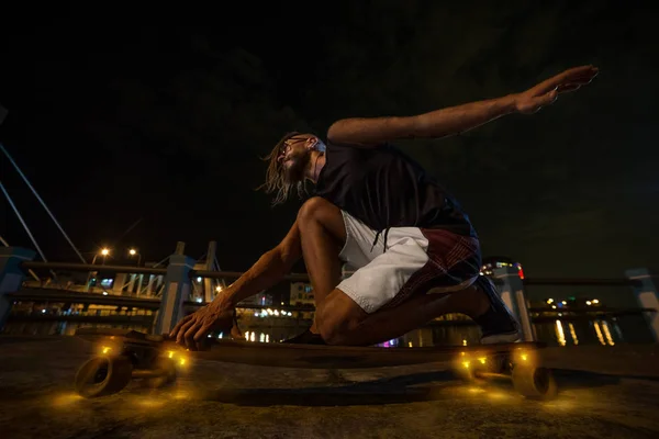 Young White Caucasian Skateboarder Skating Night — Stock Photo, Image