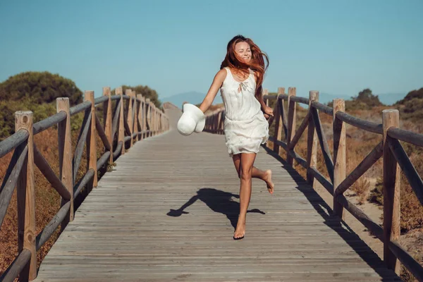 Beautiful Woman Running Bridge — Stock Photo, Image